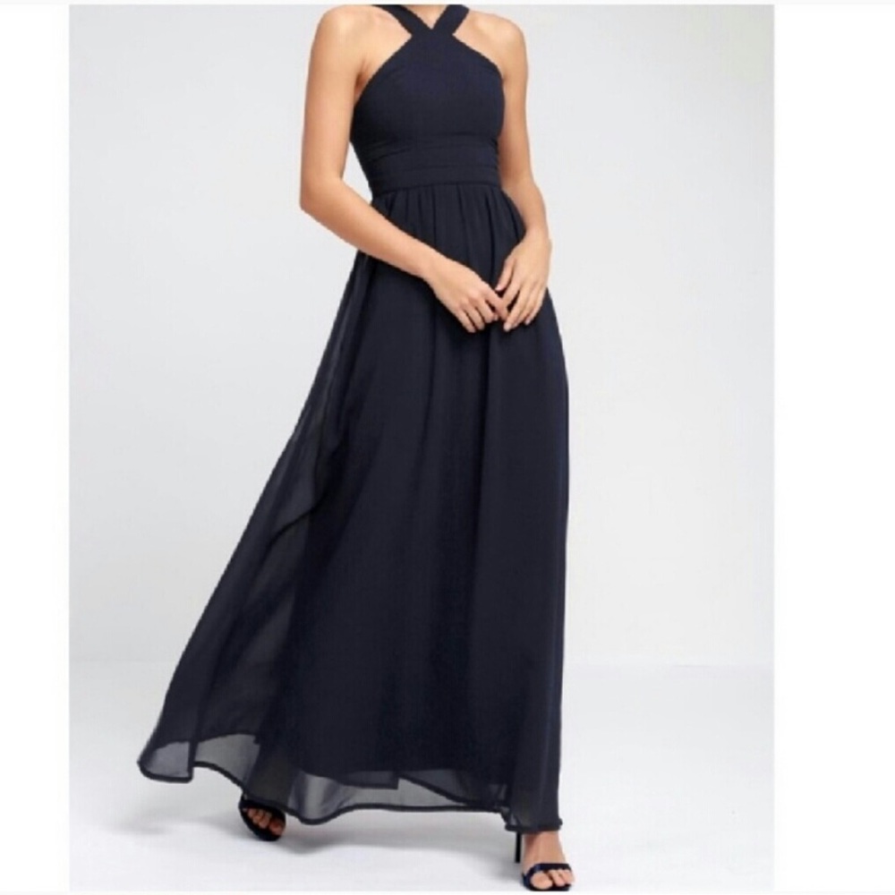 Lulus gown